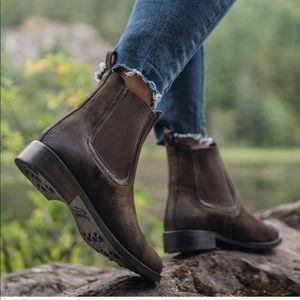 Thursday Boot Co Duchess Dark Olive Suede 8.5